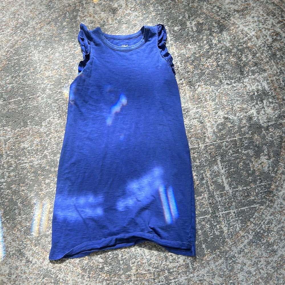 Sleeveless dress